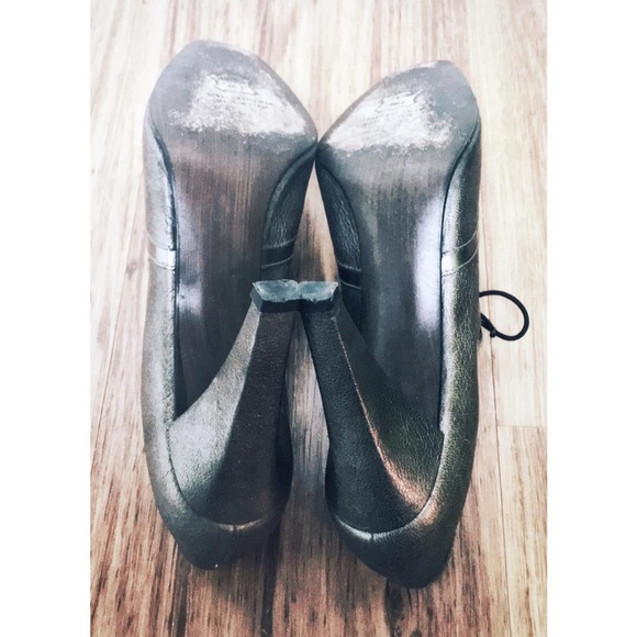 Stuart Weitzman Silver Metallic Lace Up Booties - Picture 5 of 5